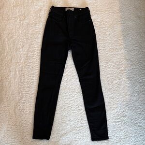 NWOT Everlane The High Rise Skinny Jean - Size 25 Regular